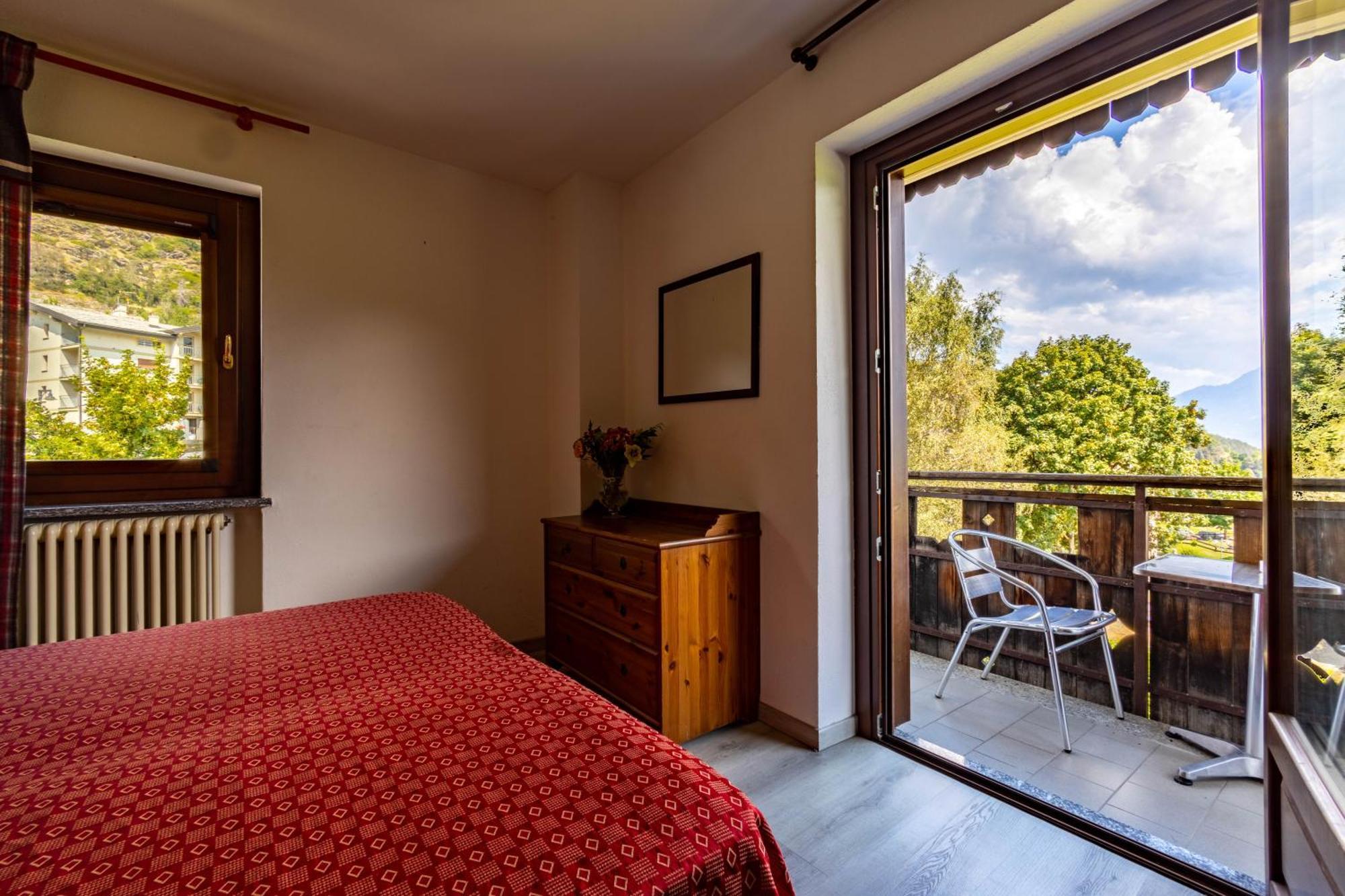 Hotel, Bar & Bistrot Saint Nicolas Gran Paradiso Εξωτερικό φωτογραφία
